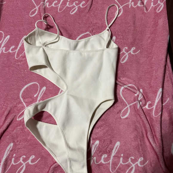 NWOT Mugler Asymmetrical Cut Out Bodysuit - Picture 4 of 7